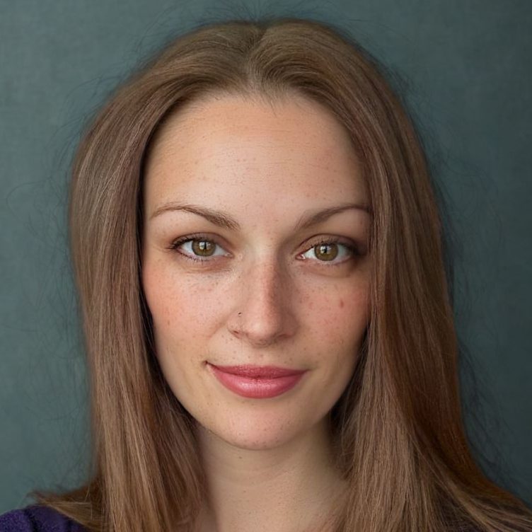 Alison Headshot